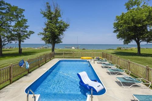Tilghman House | Clearview