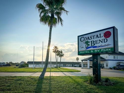 Long Mott Hotel | Coastal Bend at Seadrift, Motel & RV Park