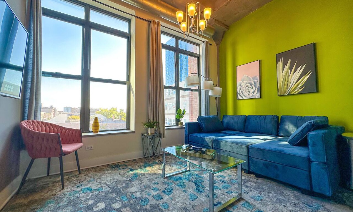Near South Side Apartment | Comfy 2BR Family Haven with Skyline Views Near McCormick Place & Museums