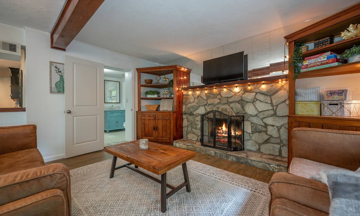 Mill Spring House | Country View Oasis with Fireplace and Firepit
