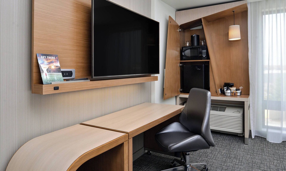 Olathe Hotel | Courtyard by Marriott Kansas City Olathe