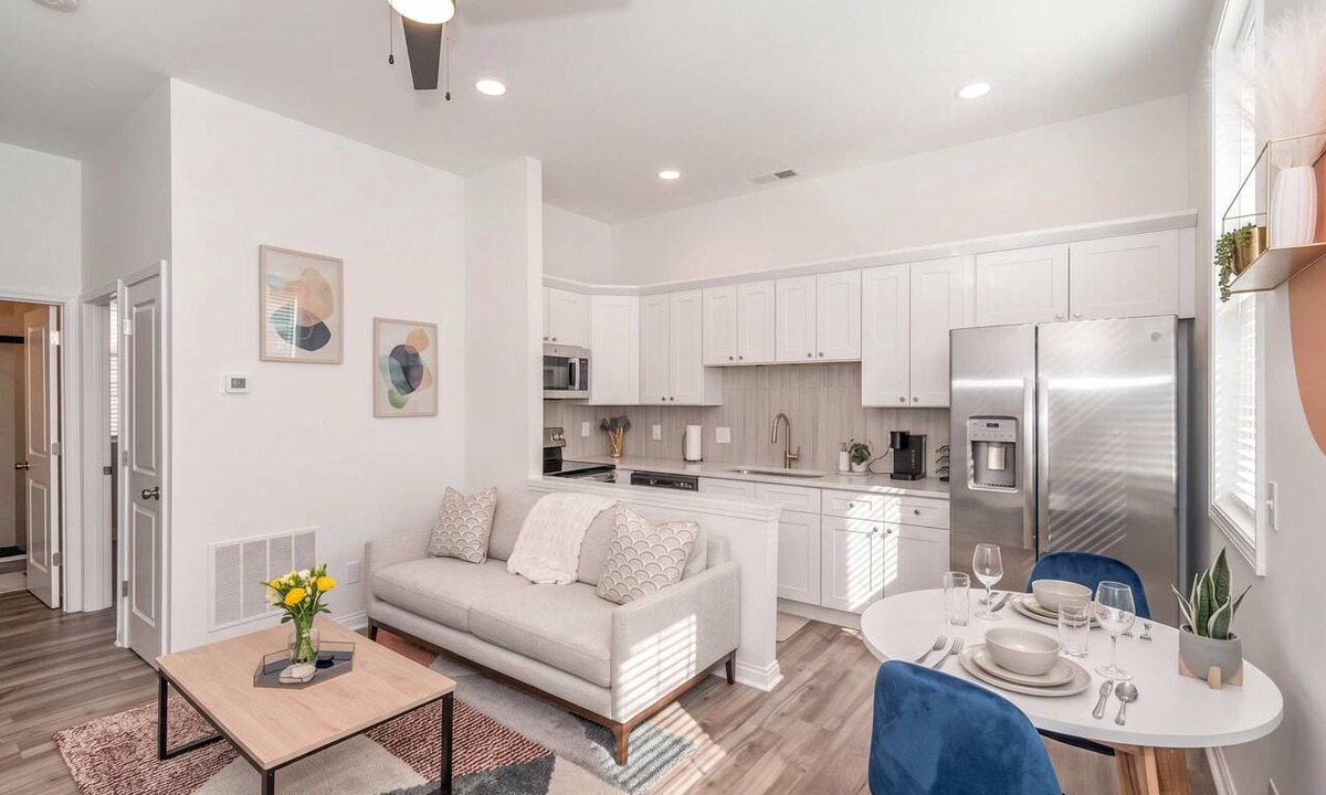 Covington Condo | Covington Charm 202