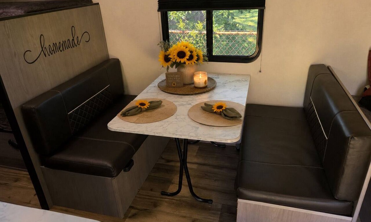 Acton House | Cozy 1-bedroom recreational vehicle in gorgeous New Palestine with AC
