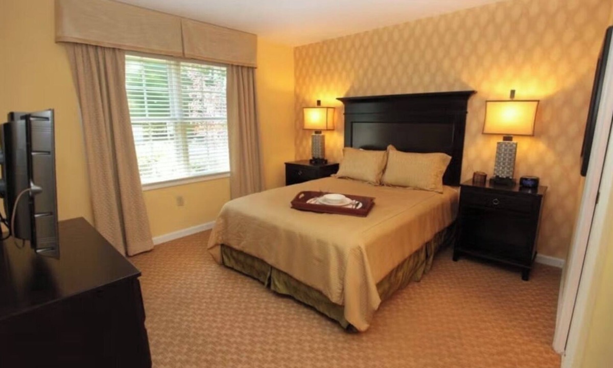 Williamsburg Condo | Cozy 2-bedroom condo with AC, WiFi in charming Williamsburg