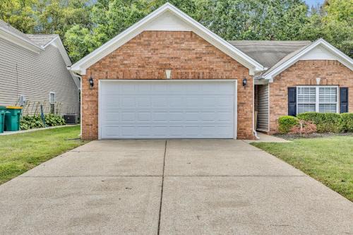 Kedron House | Cozy and Spacious Spring Hill 3BR 2bath Home