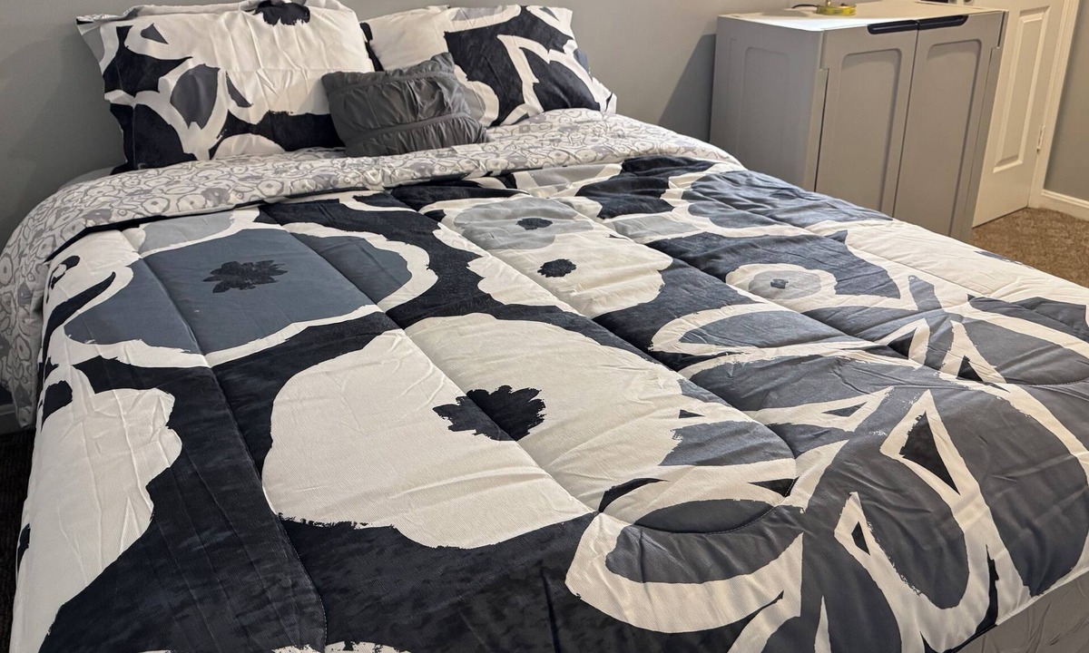 Bowie Apartment | COZY BASEMENT APARTMENT 1 Bedroom PRIVATE SUITE with AC in Bowie.