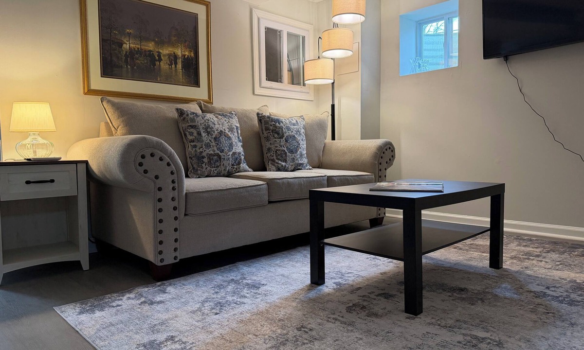 Fort Washington Apartment | Cozy basement near National Harbor and 25 min close to D.C.