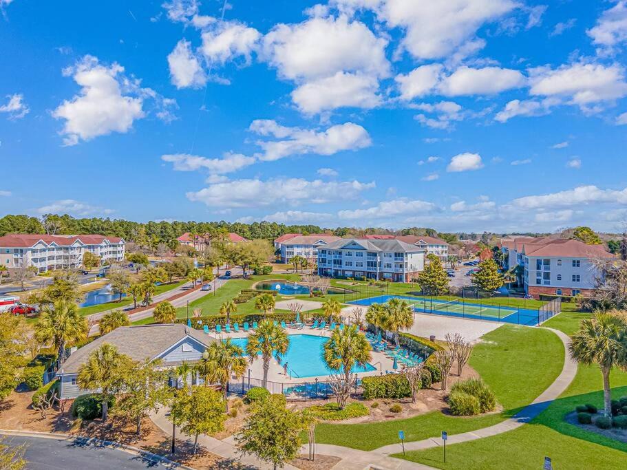 North Myrtle Beach Apartment | Cozy Condo, 2 Pools, Golf getaway, 5 minutes to beach