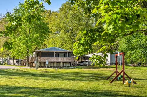 Hardin House | Cozy Hardin Retreat w/Lake Kentucky View!