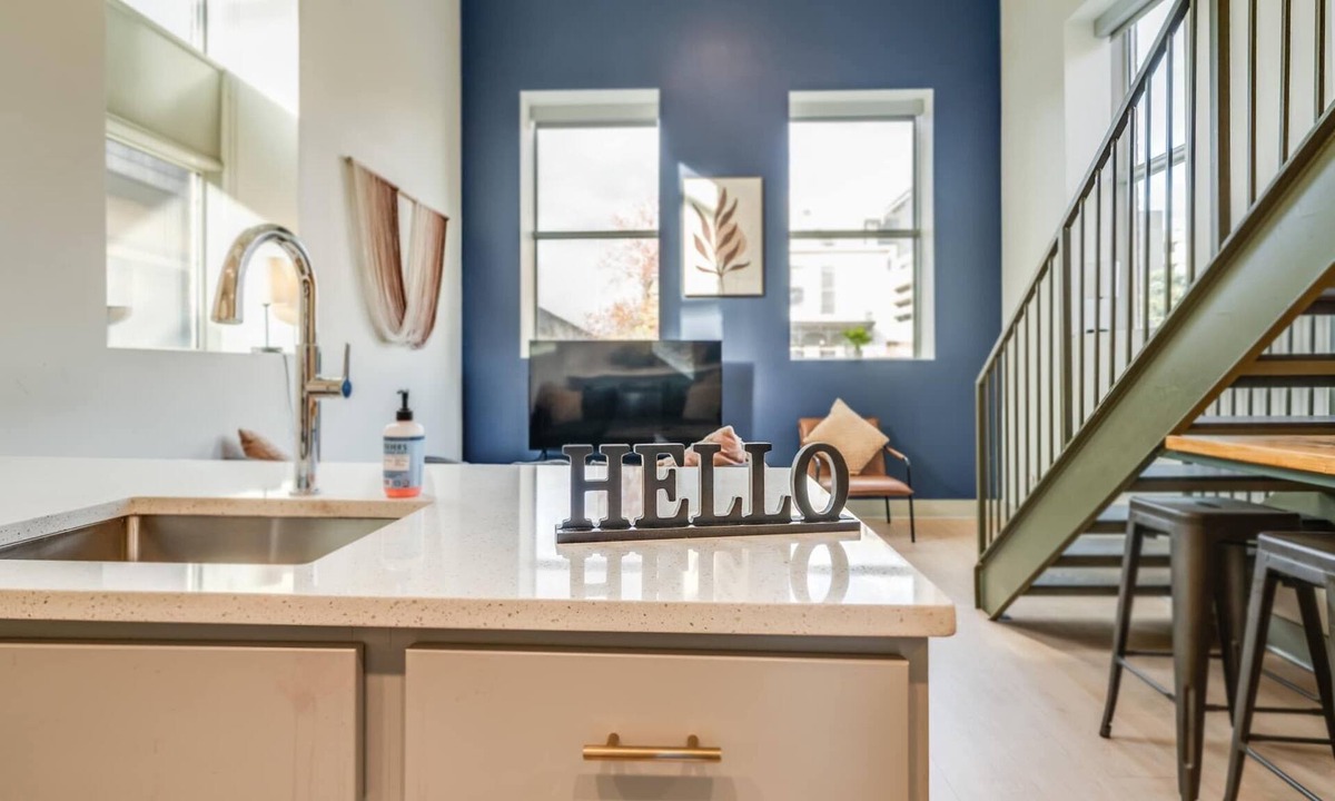 Downtown Louisville Apartment | Cozy loft unit in the heart of Medical District