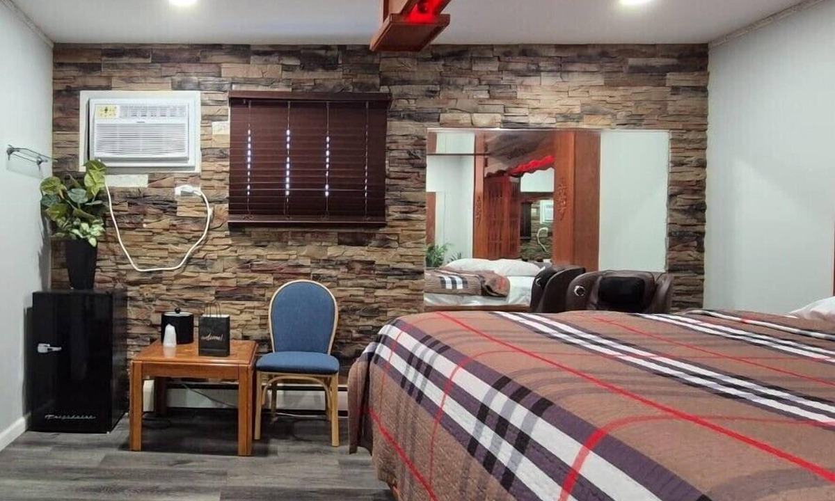 Des Plaines Hotel | Des Plaines Motel By OYO O'Hare Airport Chicago