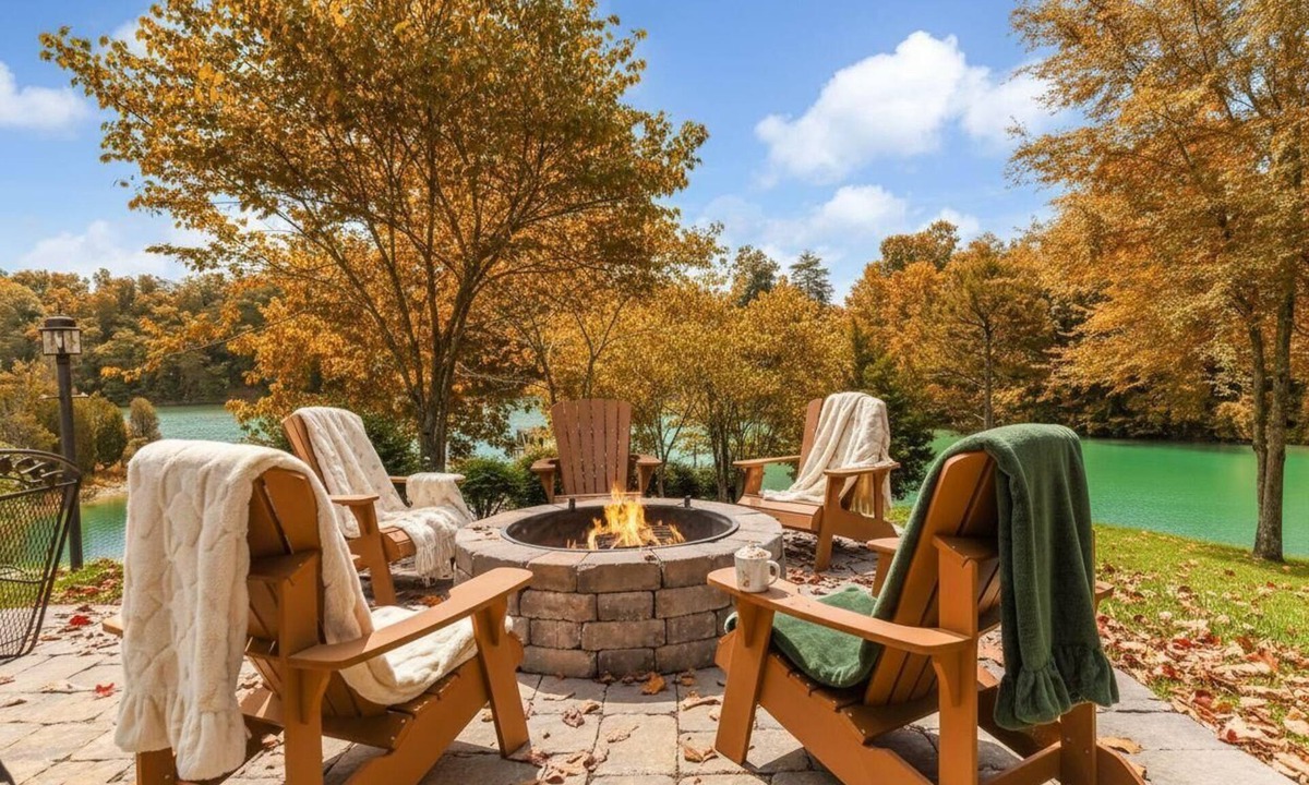 Dandridge Cabin | Direct Lakefront | 8 Private Acres | Private Dock