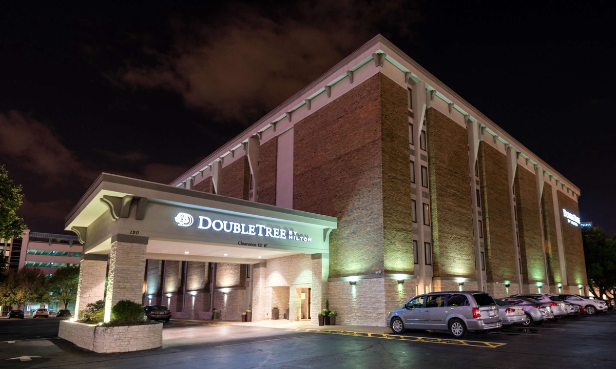 Montgomery Hotel | DoubleTree by Hilton Montgomery Downtown
