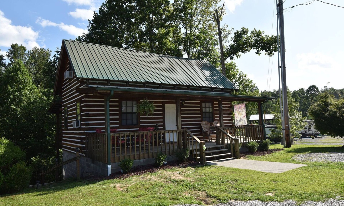 Woodbine Cabin | Dragonfly Retreat | 2BR Cabin Near Laurel River Lake & Cumberland Falls