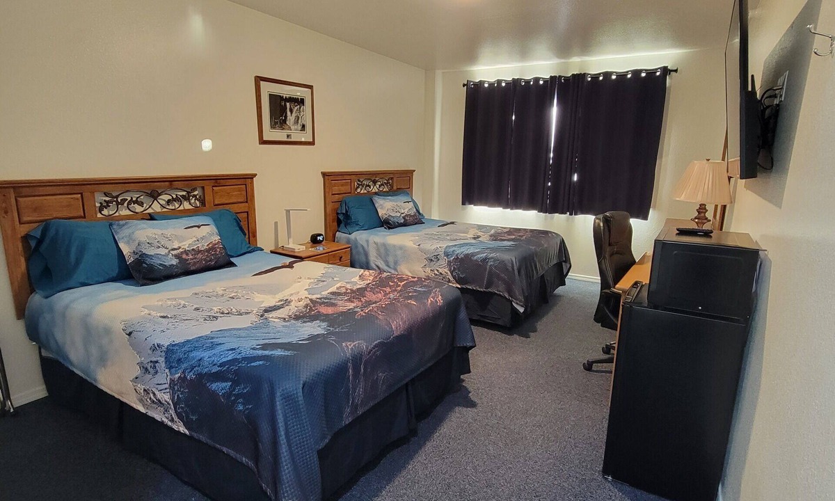 Sitka Bed & Breakfast | Eagle Bay Inn