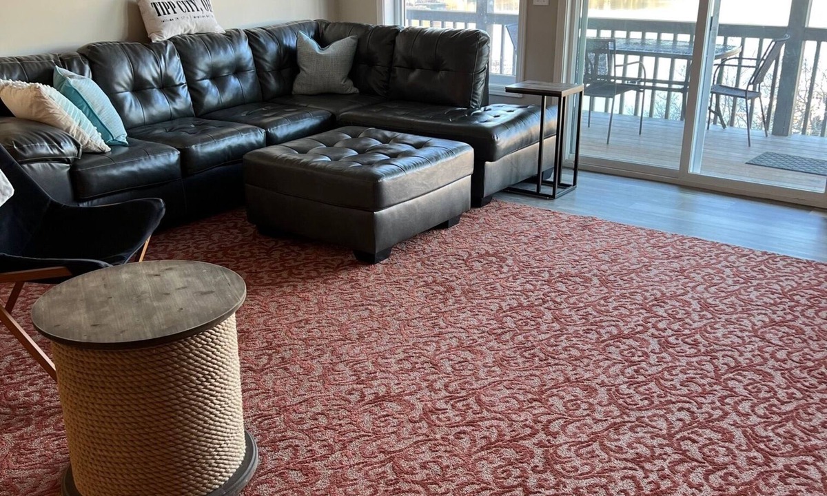 La Follette Condo | Eastern Sunrise Lower Deck