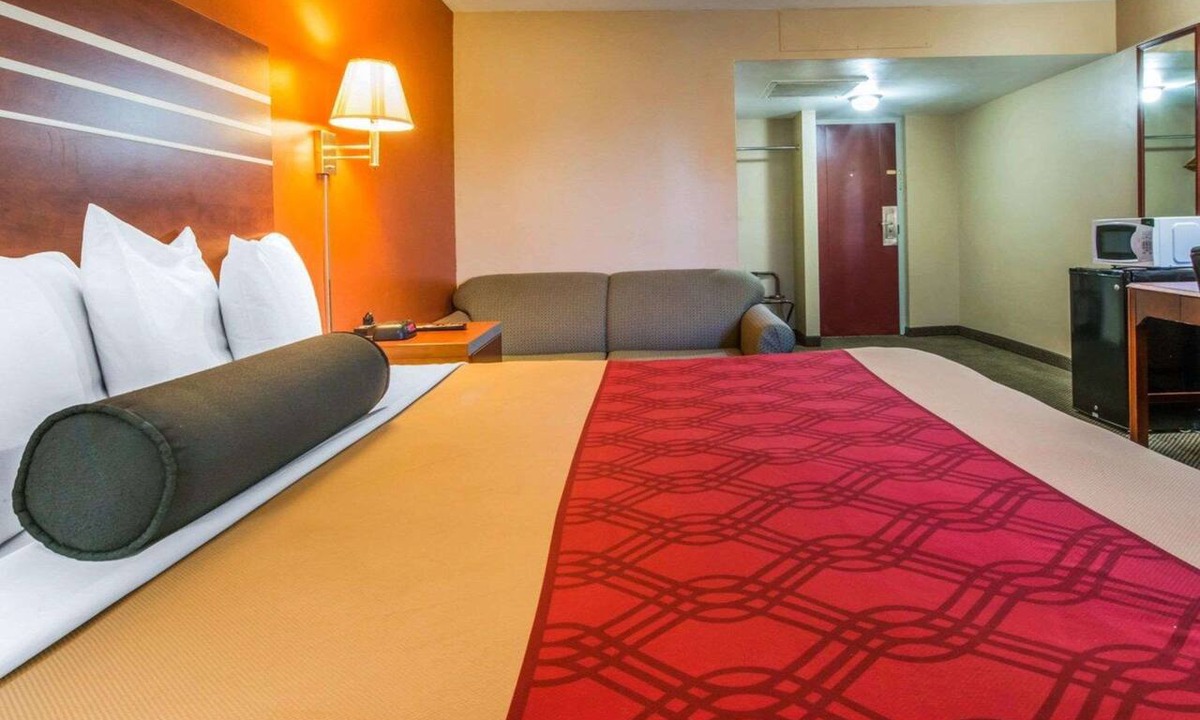 Hermitage Hotel | Econo Lodge Hermitage South