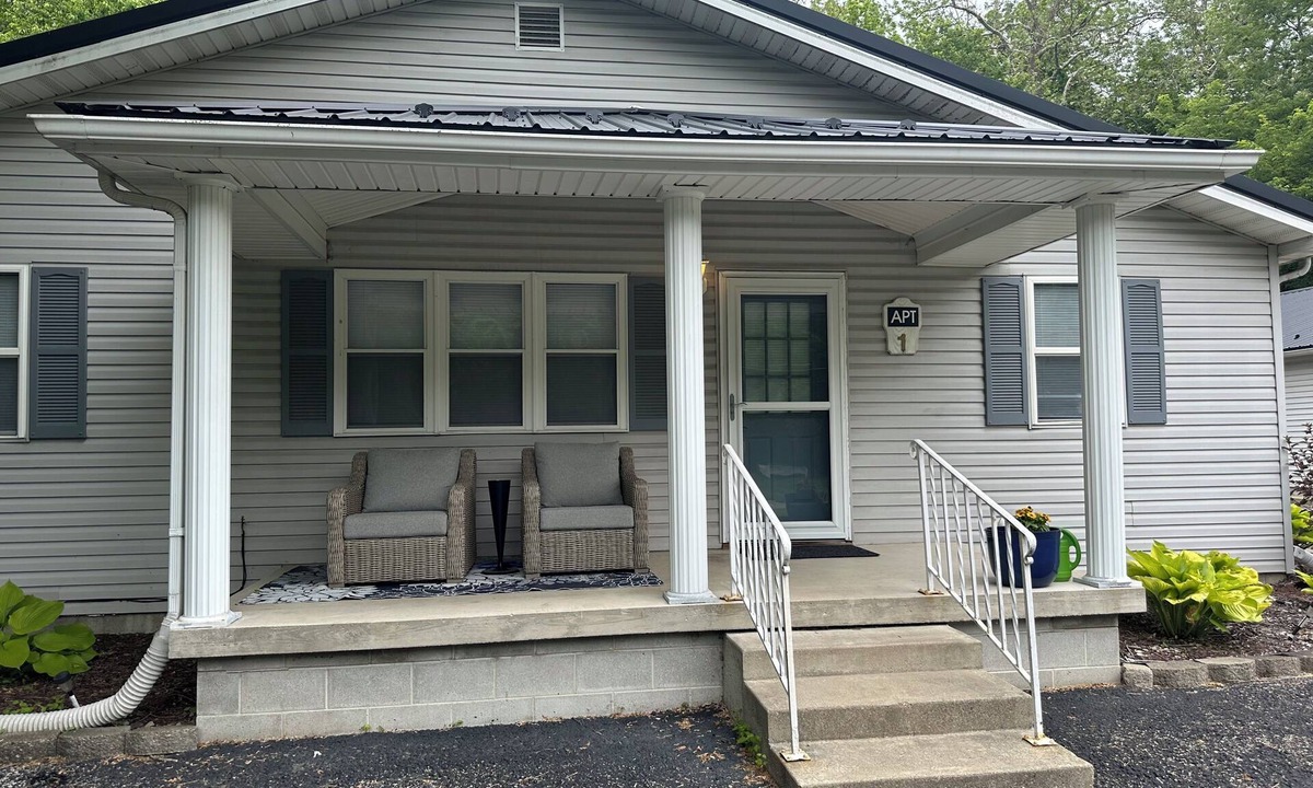 Wabash Apartment | Edge of town unit 1, Comfortable 2 bedroom with queen beds, AC w covered porch