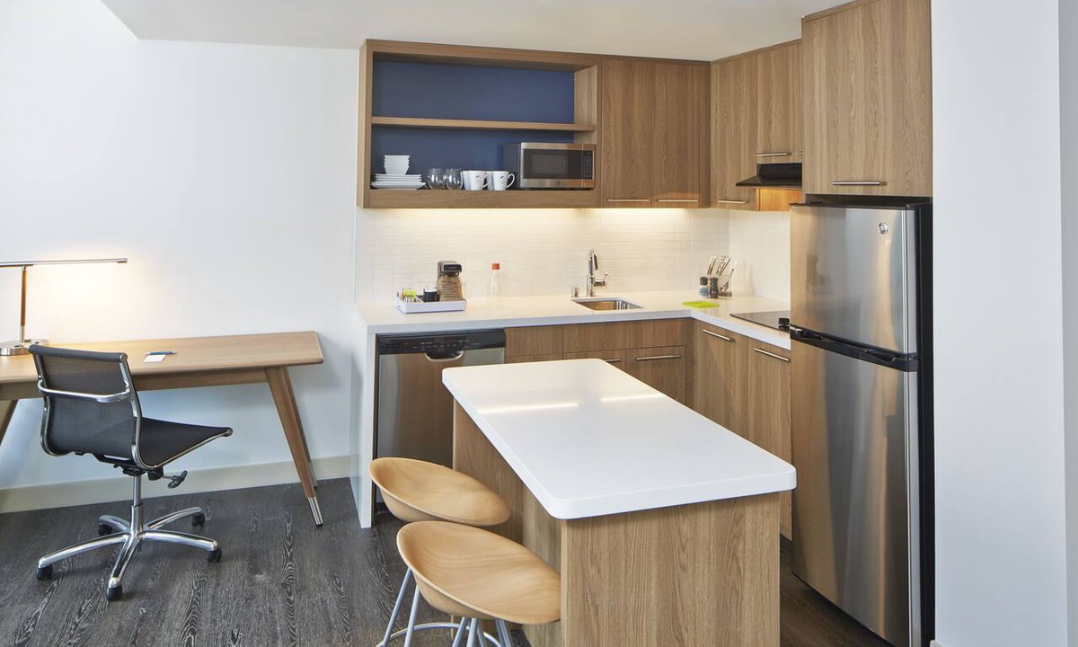 Overlake Hotel | Element by Marriott Seattle Redmond