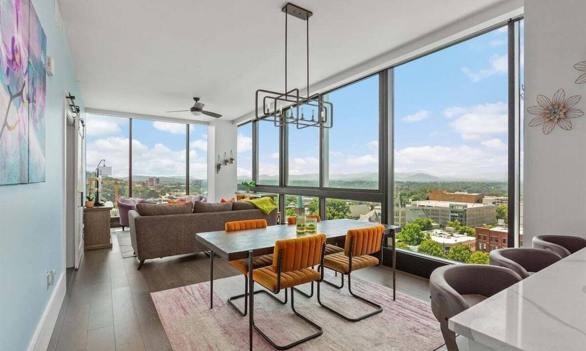 Downtown Asheville Condo | Endless Sunset Retreat | Arras Vacation Rentals