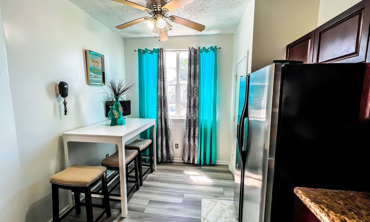 Virginia Beach House | Euphoric 3-Bedroom Townhome Wi-Fi