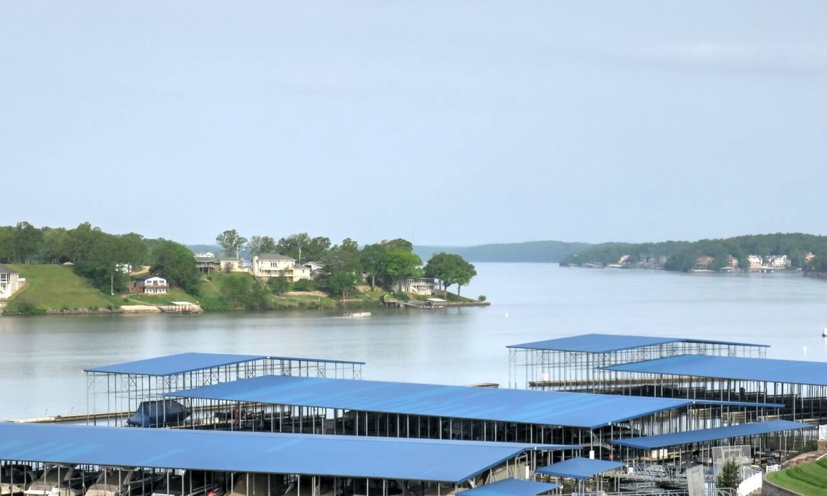 Osage Beach Condo | Executive 3 Bedroom Condo. Amazing Lakefront Views. Top Floor. No stairs.