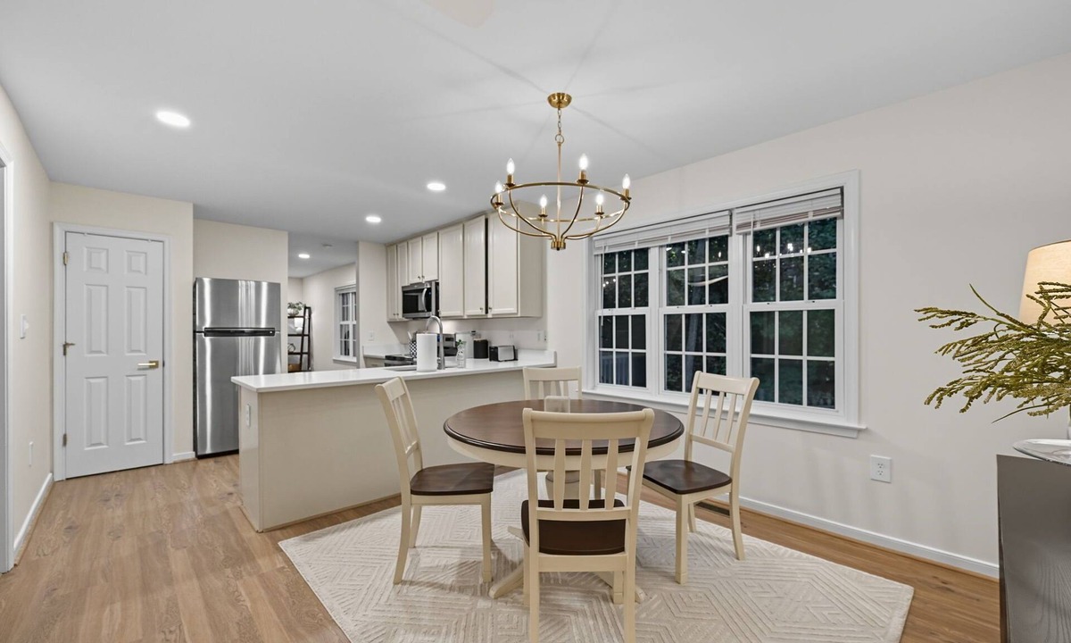 North Chesterfield House | Executive 4BR Home l Monthly Stay Near Richmond l Garage & Office