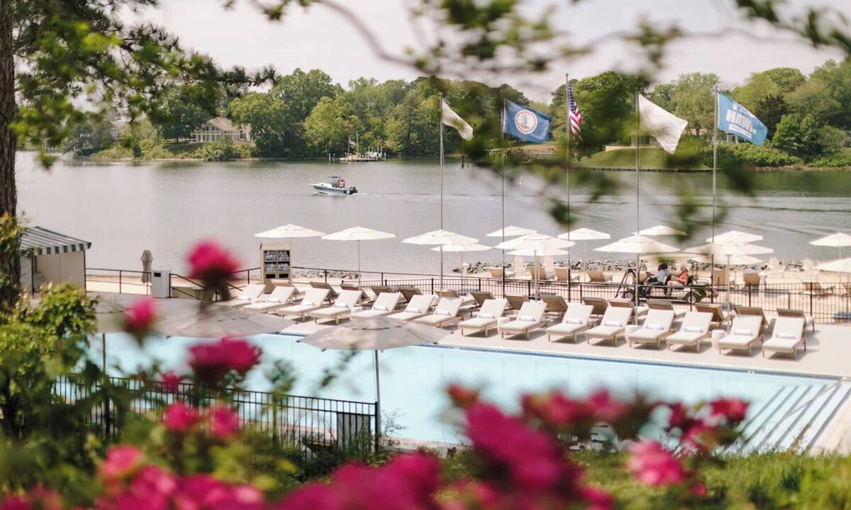 Irvington Hotel | Experience a Waterview Room | Peaceful Getaway w/Seasonal Pool, Marina