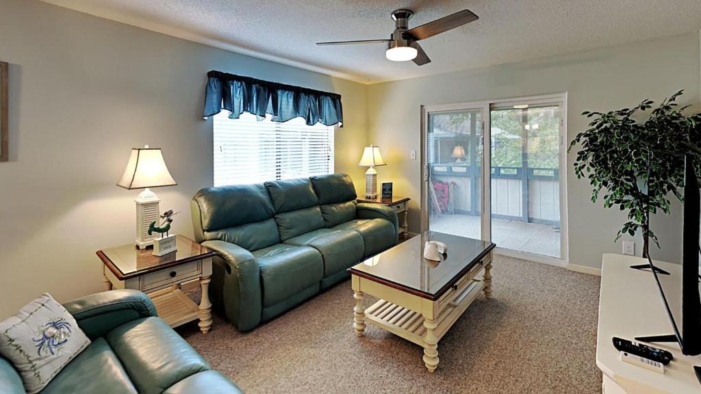 Myrtle Beach House | Experience Tranquility at Summertree Village Condo