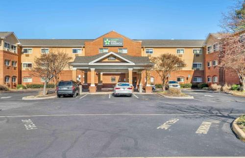 Chesapeake Hotel | Extended Stay America Select Suites - Chesapeake - Churchland Blvd