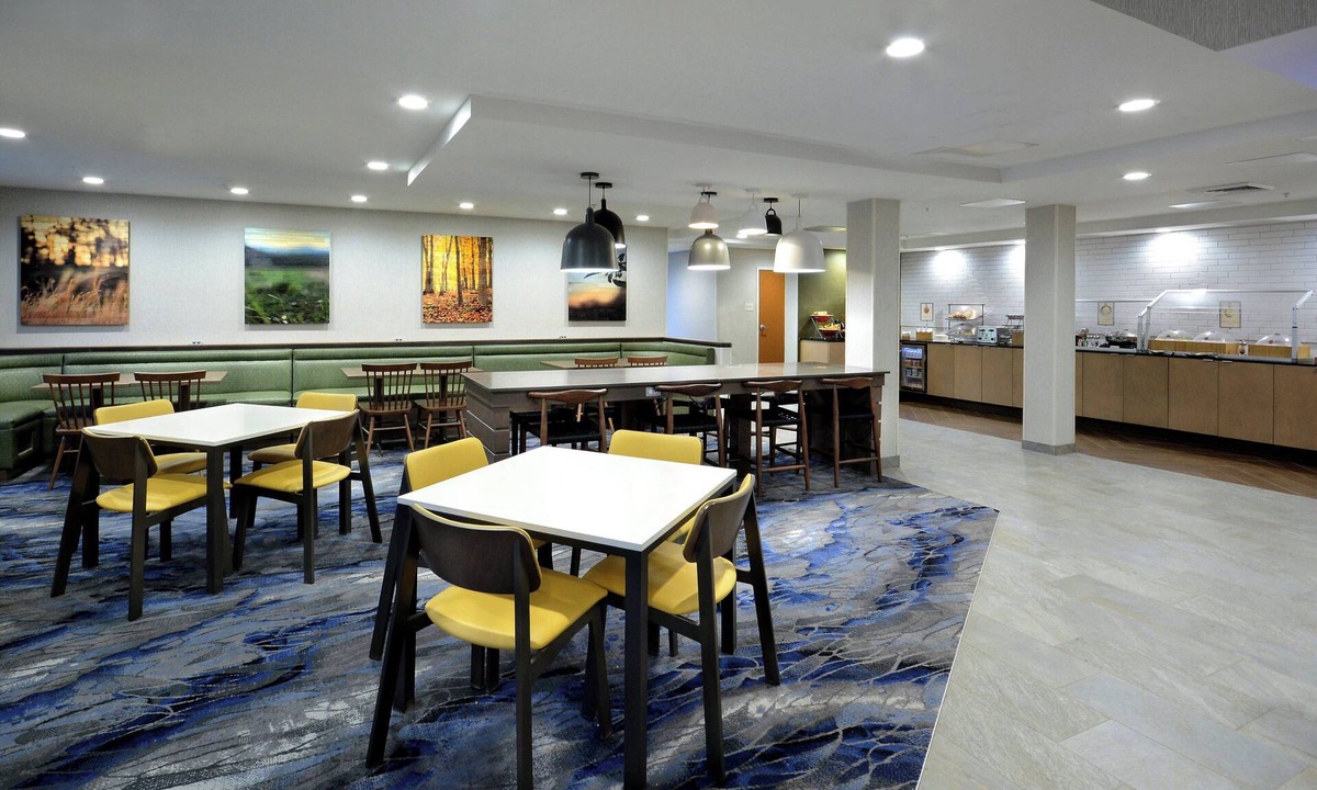 Greensboro Hotel | Fairfield Inn by Marriott Greensboro Airport