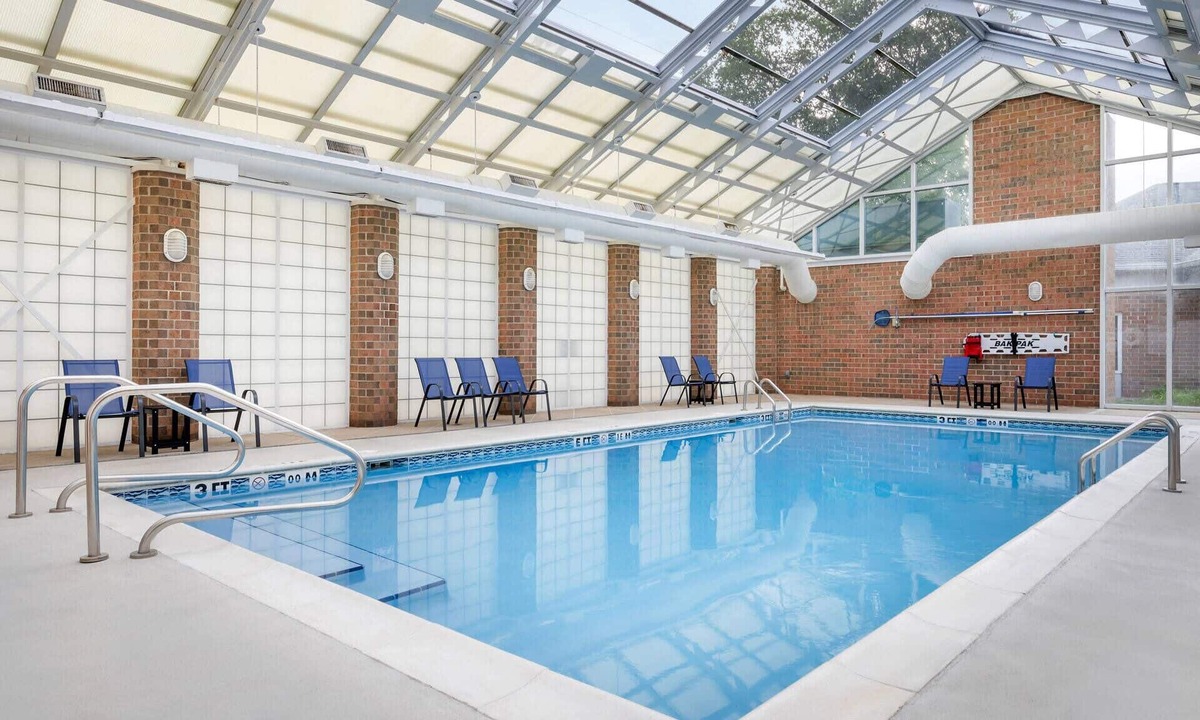Mishawaka Hotel | Family-Friendly Retreat with Pool, Games, and Easy Snite Museum of Art Access