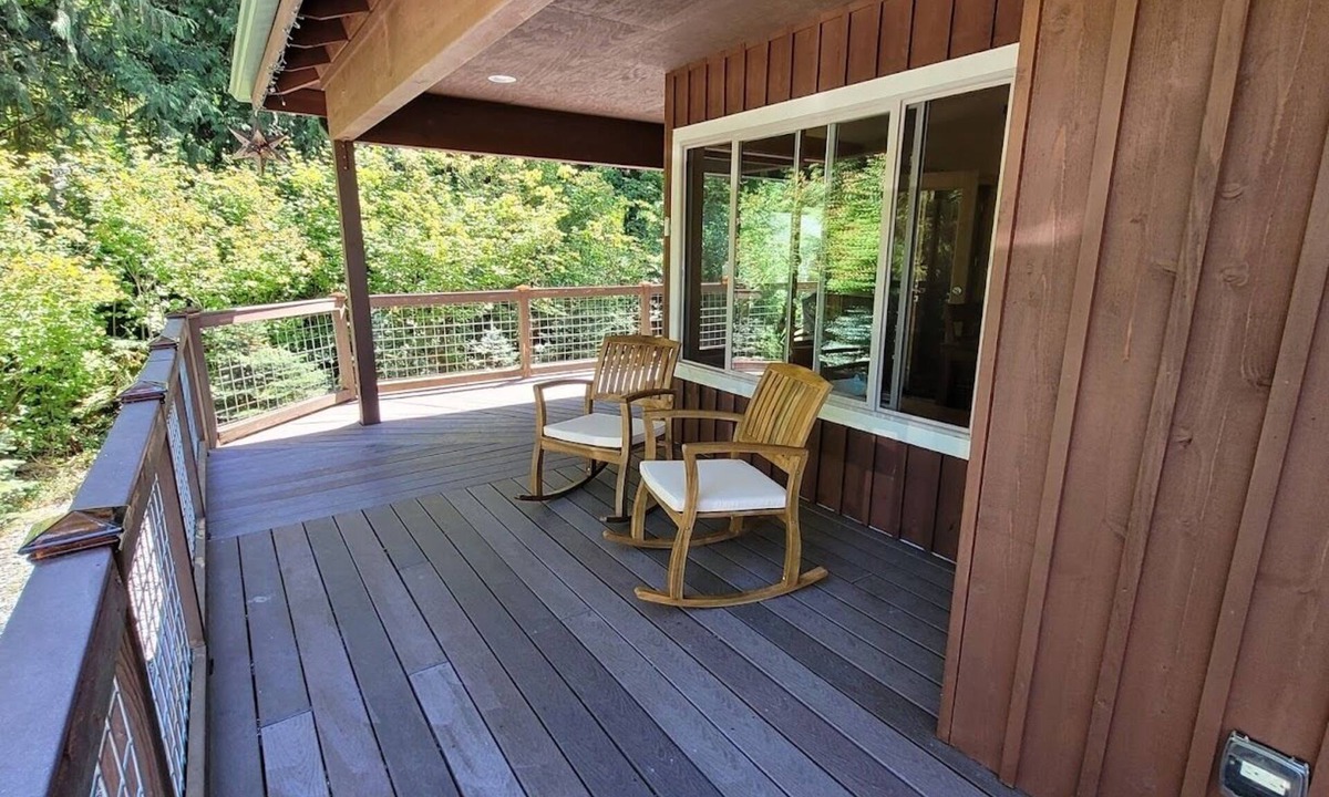 Glacier House | Fantastic Mountain House Near Great Skiing and Hiking