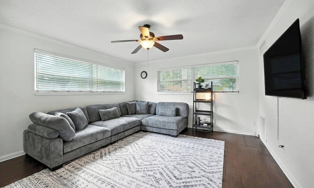 Baldwin House | Fenced Backyard & Hammocks | 3BR Family Home