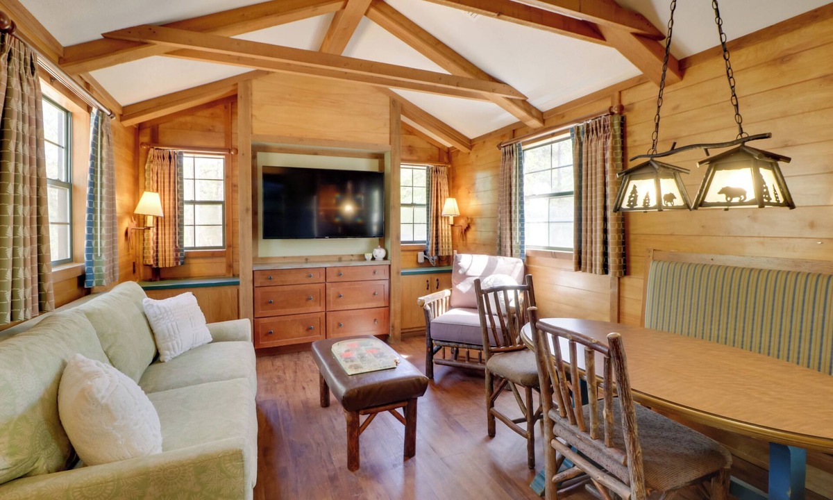 Heflin Cabin | Fire Pit + Lake Access: Cabin Retreat in Heflin