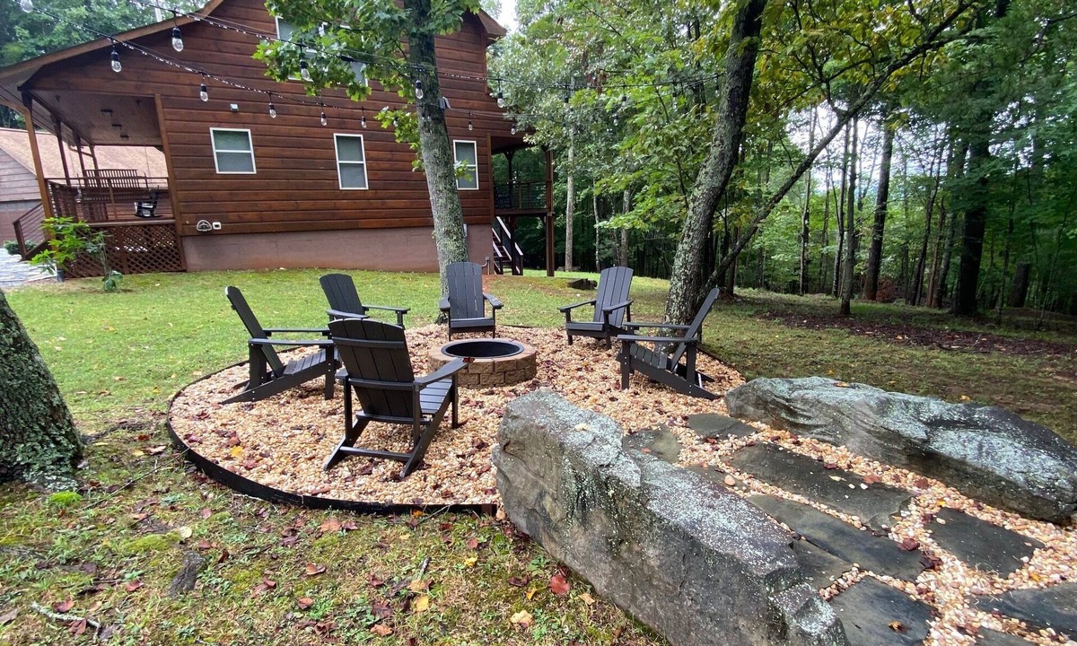 My Mountain Cabin | Fire Pit, Paved Roads, Quiet Neighborhood