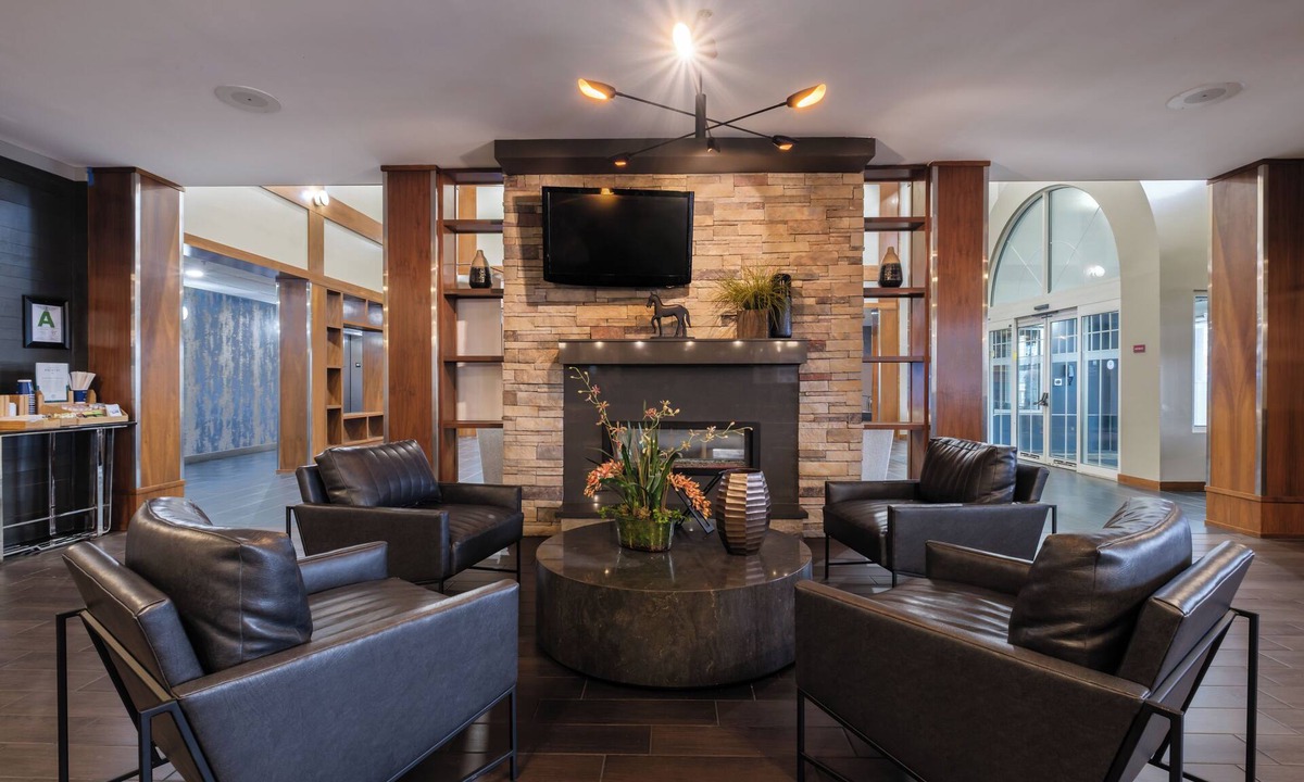 Fairgrounds Hotel | Four Points by Sheraton Louisville Airport