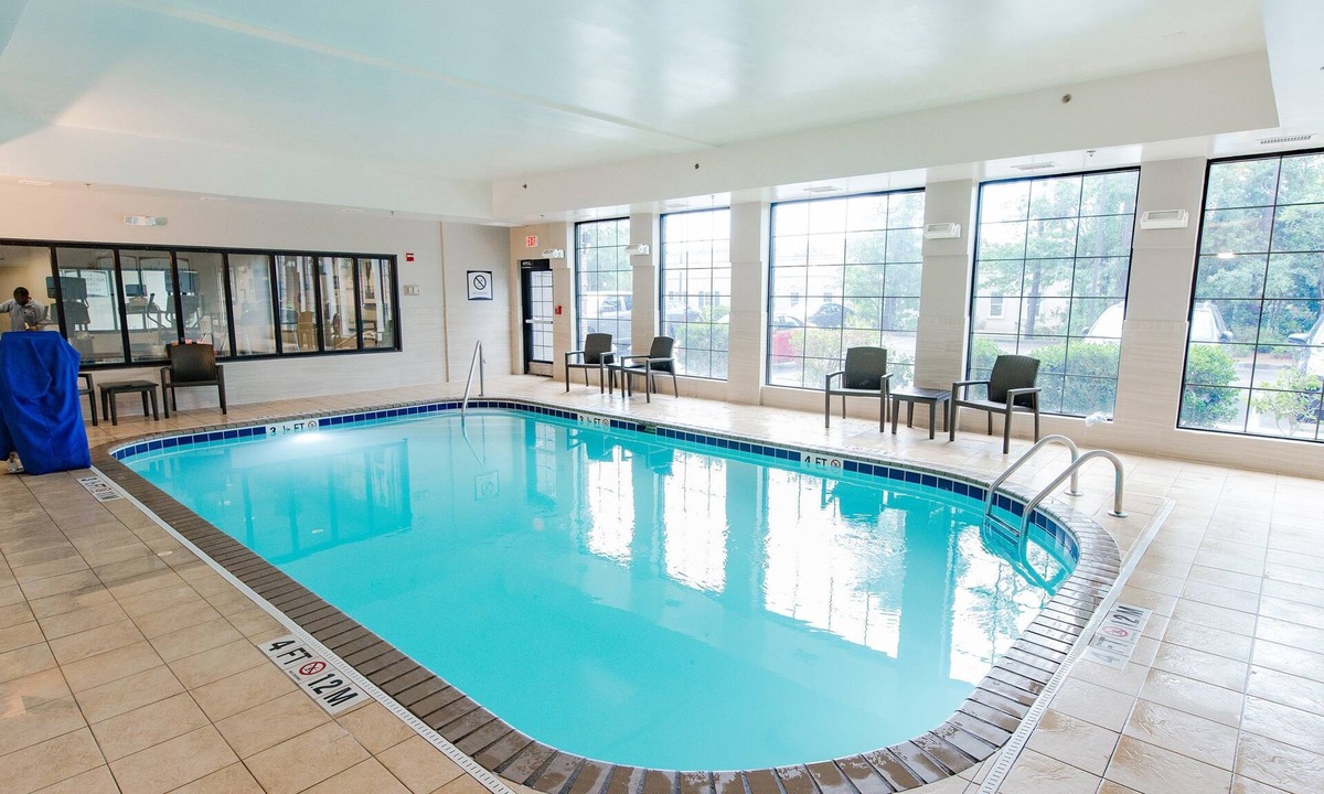 Wilmington Condo | Free Breakfast. Pool. Close to Downtown Convention Center.