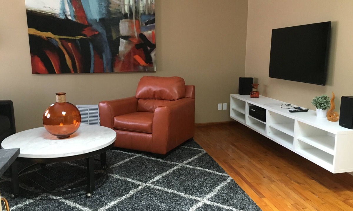 Downtown Asheville Condo | FREE INDOOR PARKING In The Heart Of Downtown Asheville!