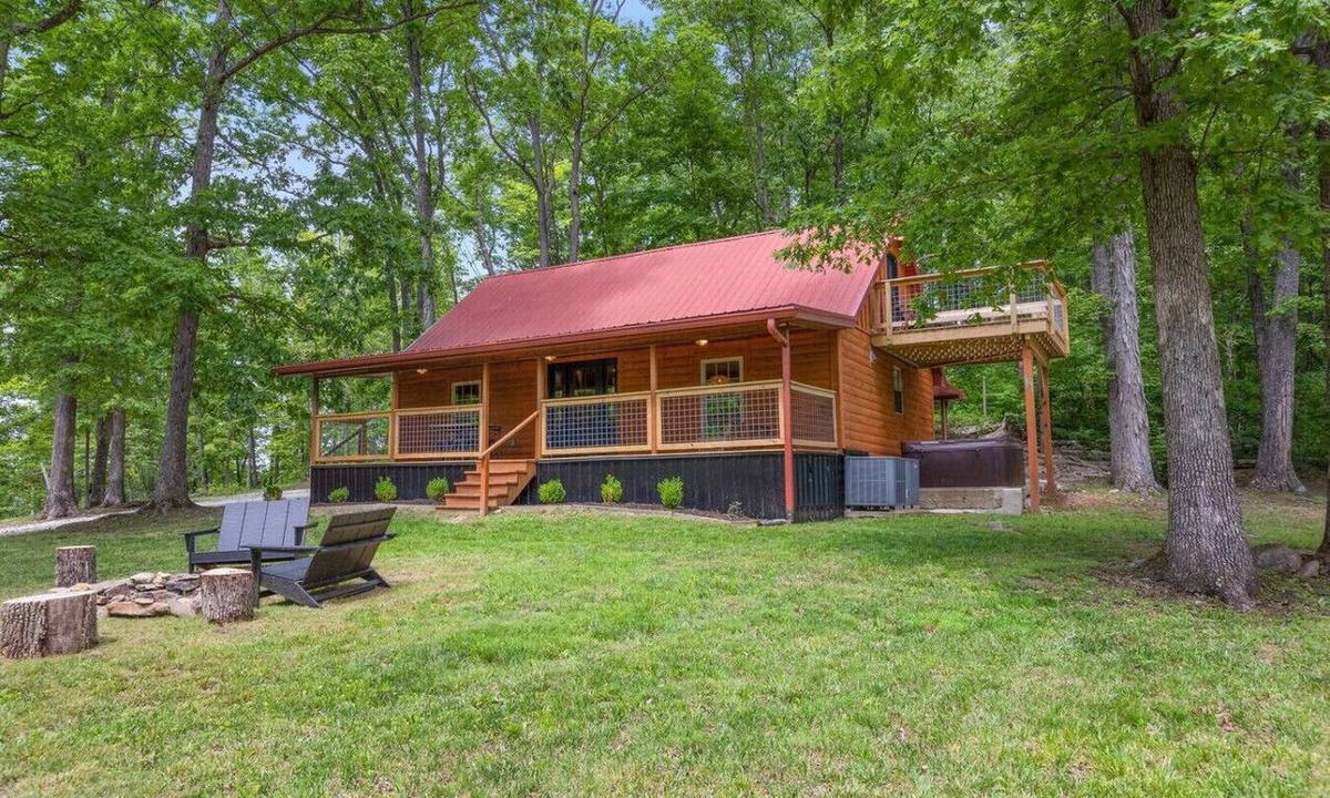 Stanton Cabin | Furnace Mountain Retreat- Hot Tub, Fireplace, Covered Deck, WiFi