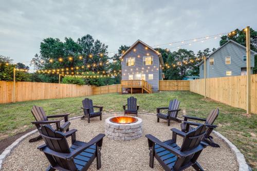 Asheville House | Getaway w/Fire Pit: 3 Mi to River Arts District!