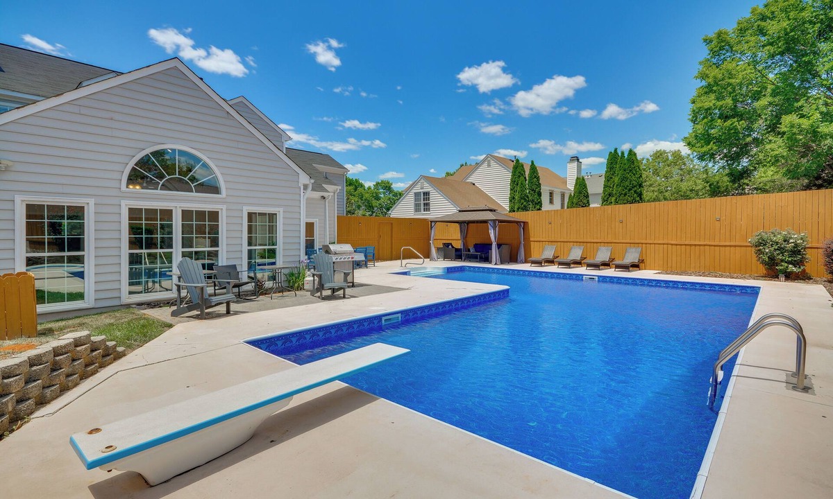 Graham House | Graham Home w/Private Pool & Ping-Pong Table!