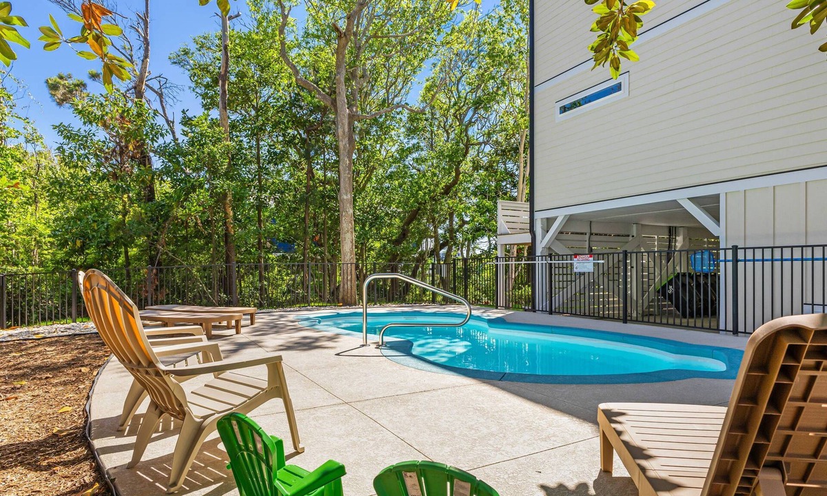 Yaupon Beach House | Great Ocean Views - Saltwater Pool - Elevator - 40A EV Charger - Mins to Beach, Shops and food