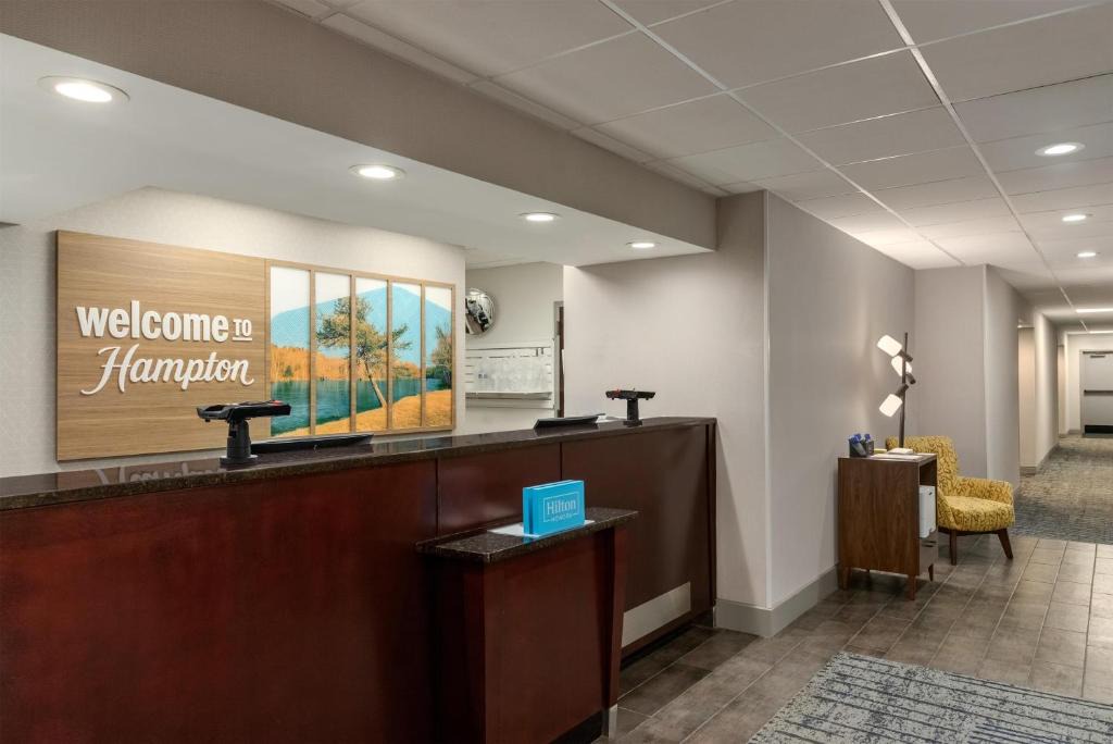 Bristol Hotel | Hampton Inn Bristol