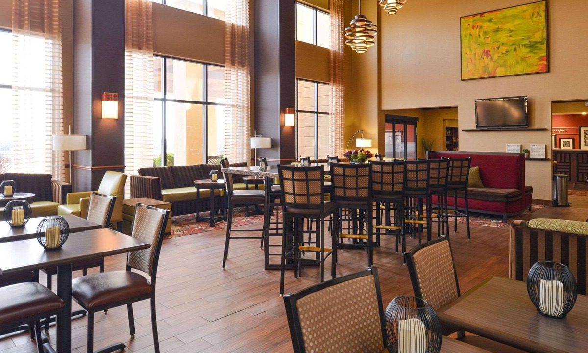 Springboro Hotel | Hampton Inn & Suites Springboro/Dayton Area South