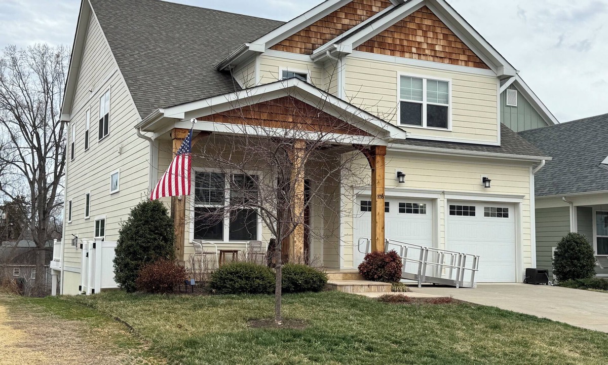 Fry's Spring House | Handicapped- Accessible, Family-Friendly Home near UVA