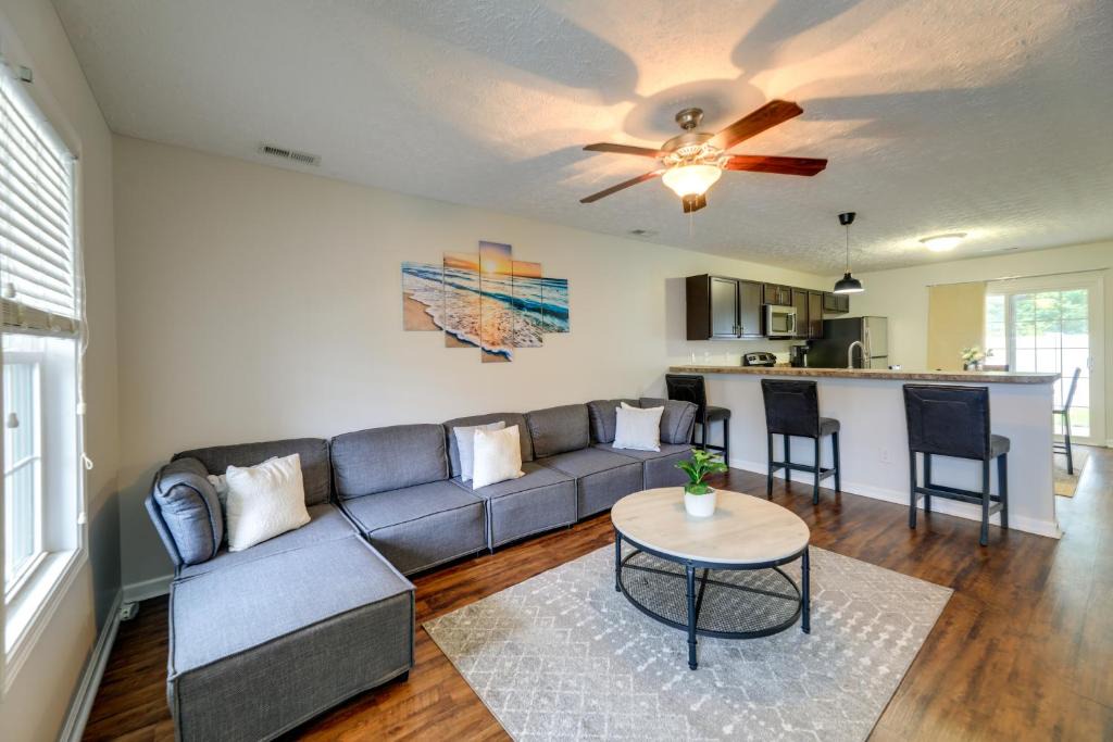 Craven County House | Havelock Home: Private Yard, 2 Mi to Cherry Point!