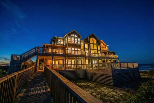 Corolla House | Hemingway Estate No Resort Fee Sleeps 32 Events Welcome