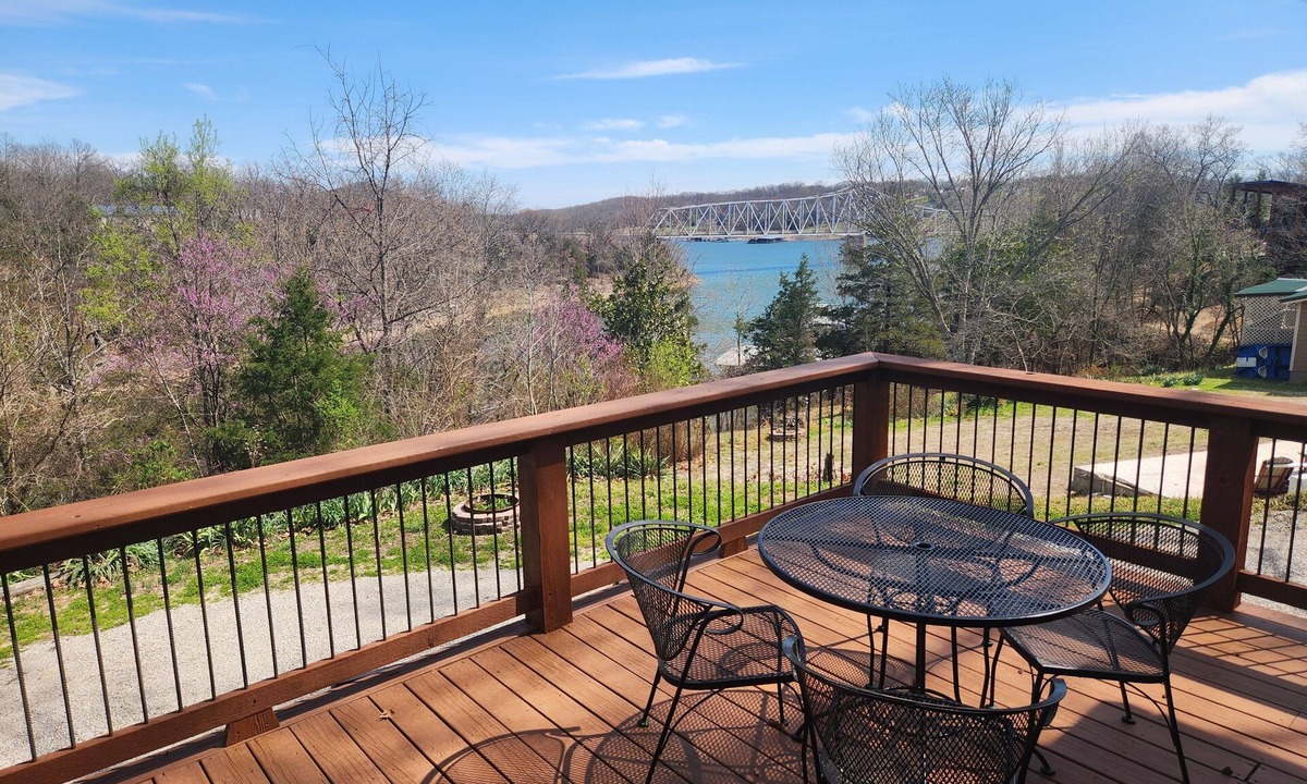 Shell Knob House | High Dive Cabana a Serene 3-bedroom home in charming Shell Knob. Great location