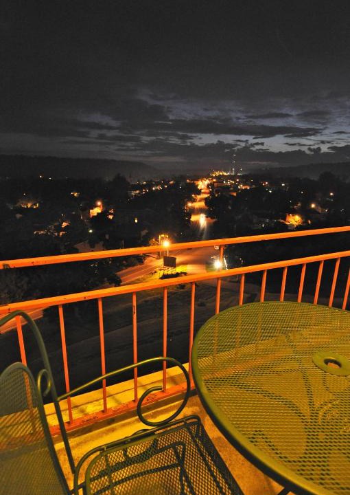 Madison Hotel | Hillside Inn